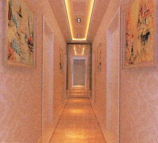 過道光線不足宜使用燈飾照明