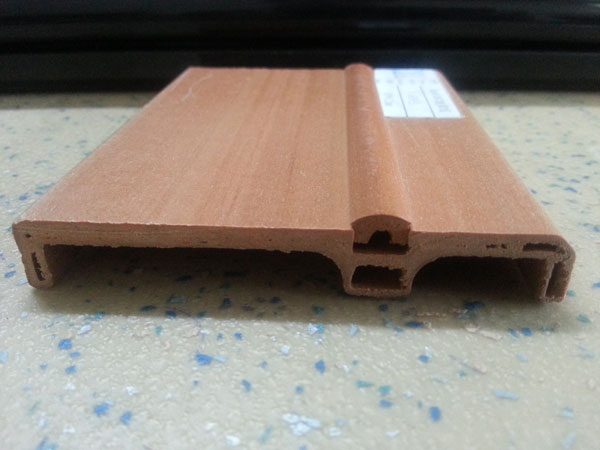 木塑地板側(cè)面